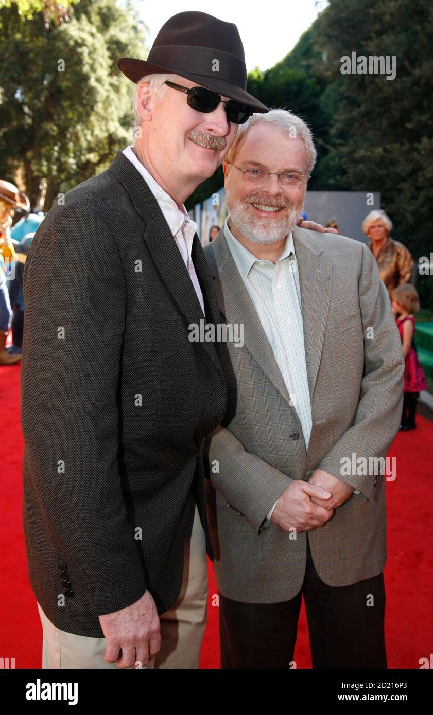 Directors John Musker (L) and Ron Clements arrive for the premiere of 'The Princess and the Frog' at Walt Disney Studios in Burbank, California November 15, 2009. REUTERS/Jason Redmond (UNITED STATES ENTERTAINMENT) Stock Photo