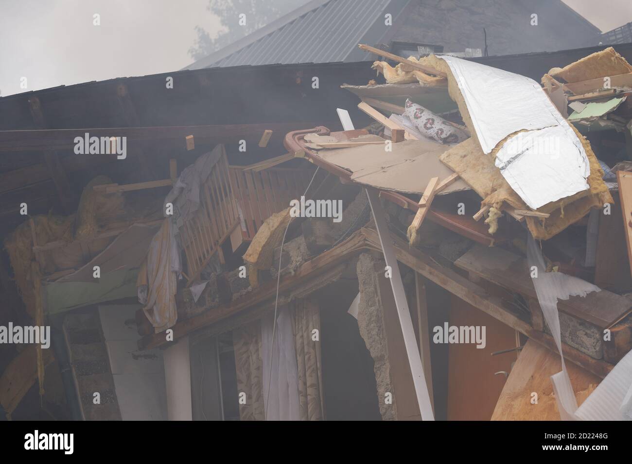 Arzbach, Germany. 06th Oct, 2020. Household effects can be seen in the rubble of a house in the town centre after a gas explosion in a residential building. According to initial findings, several gas cylinders exploded in the house and one resident was seriously injured. Credit: Thomas Frey/dpa/Alamy Live News Stock Photo