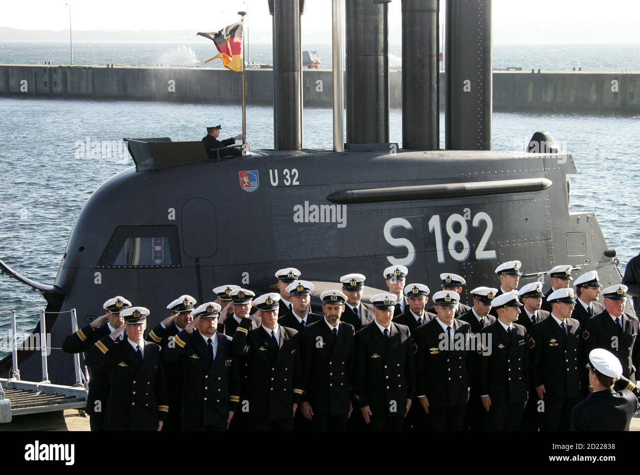 German Sailors Salute During The Official Inauguration Ceremony In Front Their Submarine U 32 At The German Navy Submarine Base In Eckernfoerde Northern Germany October 19 05 The Submarine With Its Fuel
