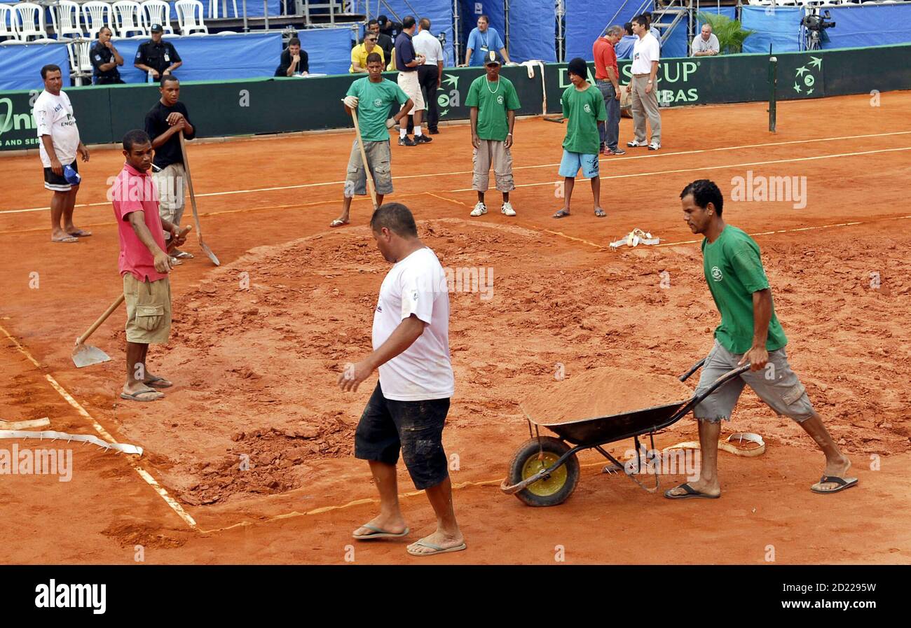 Court attendants hires stock photography and images Alamy