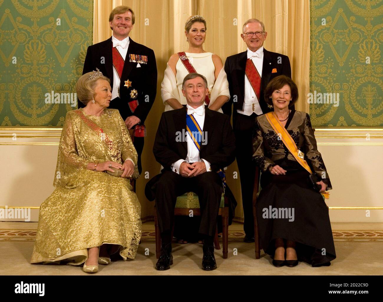 From bottom L) Dutch Queen Beatrix, German President Horst Koehler and his  wife, (from top L) Crown Prince Willem Alexander, his wife Crown Princess  Maxima and Mr. Piter van Vollenhoven pose for
