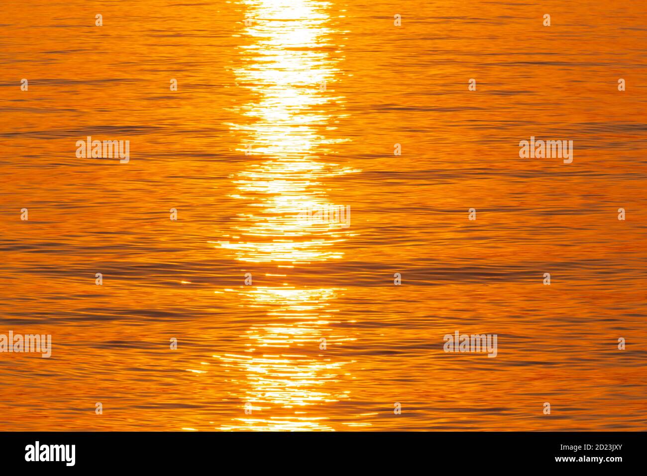 Sunlight in the water hi-res stock photography and images - Alamy