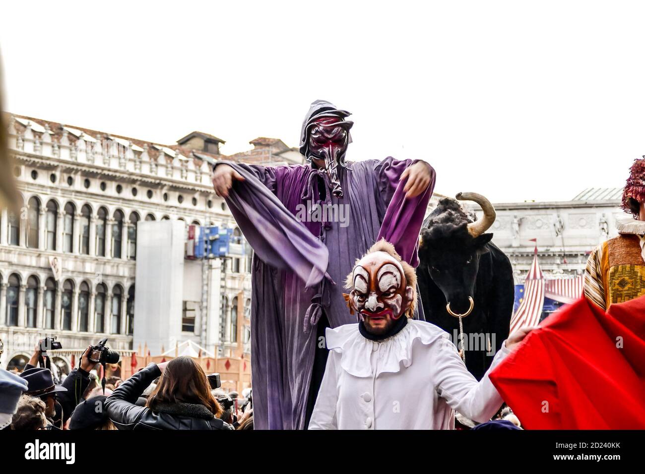 Children in venice carnival hi-res stock photography and images - Alamy