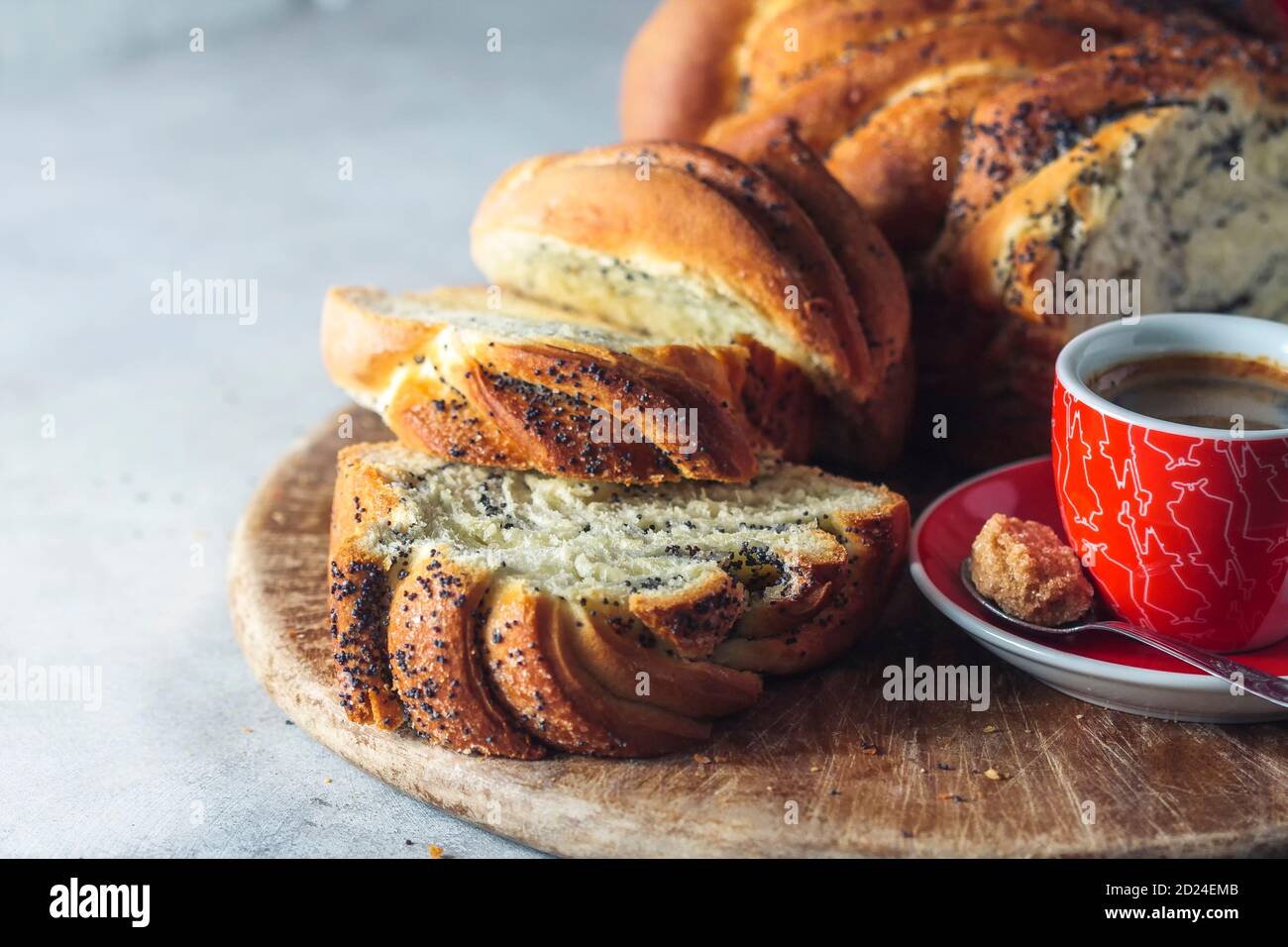 Homemade poppy seed braided bread . Wreath. National pastries. Babka