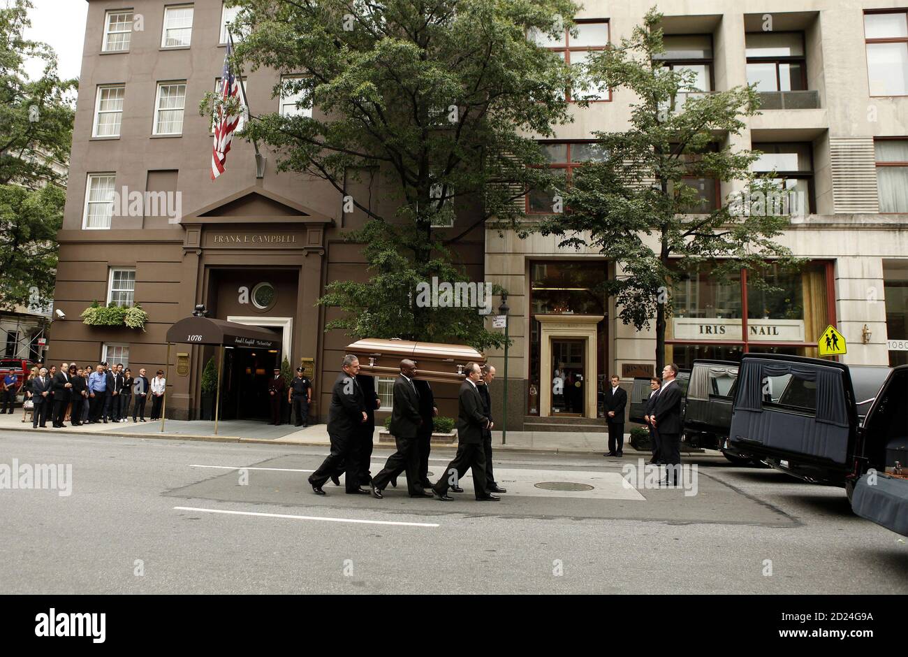 Frank e campbell funeral home hires stock photography and images Alamy