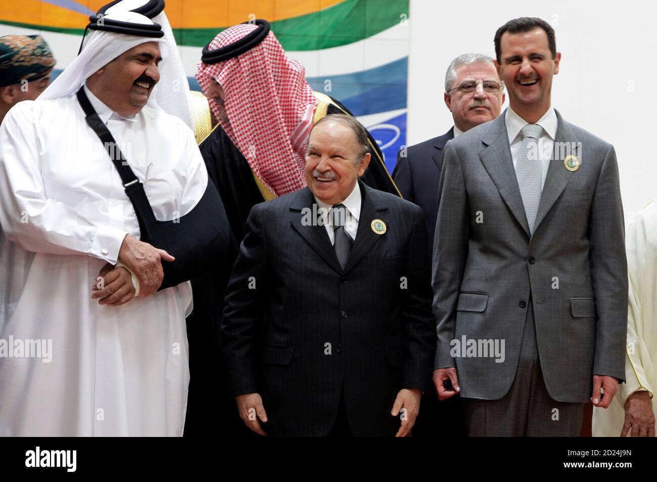 L r emir of qatar hi-res stock photography and images - Page 2 - Alamy