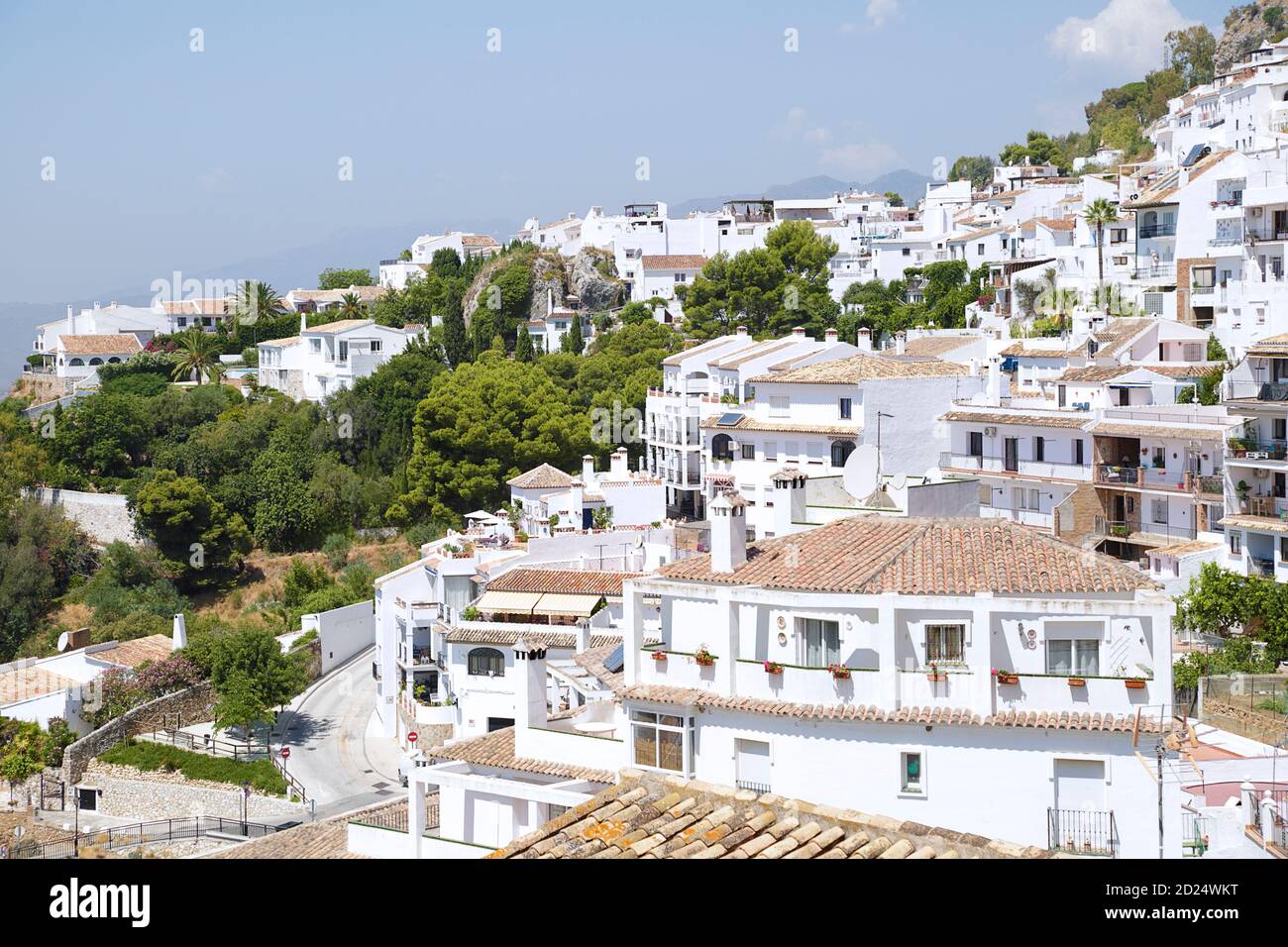Traditional white blue washed hi-res stock photography and images - Alamy