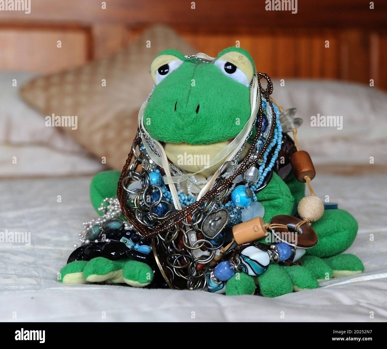 Frog toy hi-res stock photography and images - Alamy