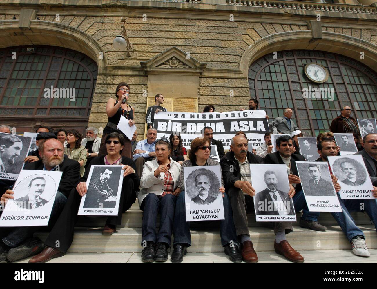 Armenian Genocide Victims In 1915 High Resolution Stock Photography And Images Alamy