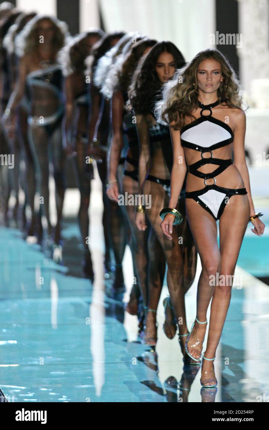 roberto cavalli 2005