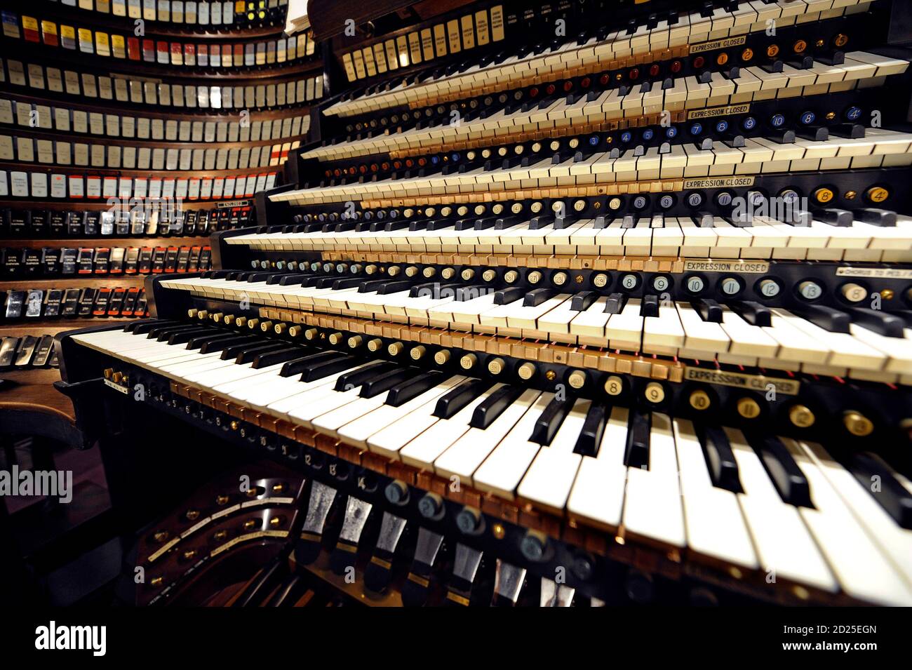 Organ Pedal High Resolution Stock Photography and Images Alamy