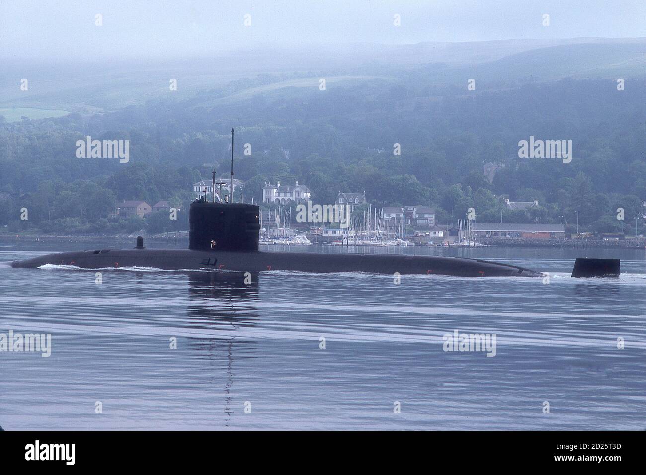 ROYAL NAVY TRAFALGAR CLASS NUCLEAR POWERED SUBMARINE LEAVING CLYDE
