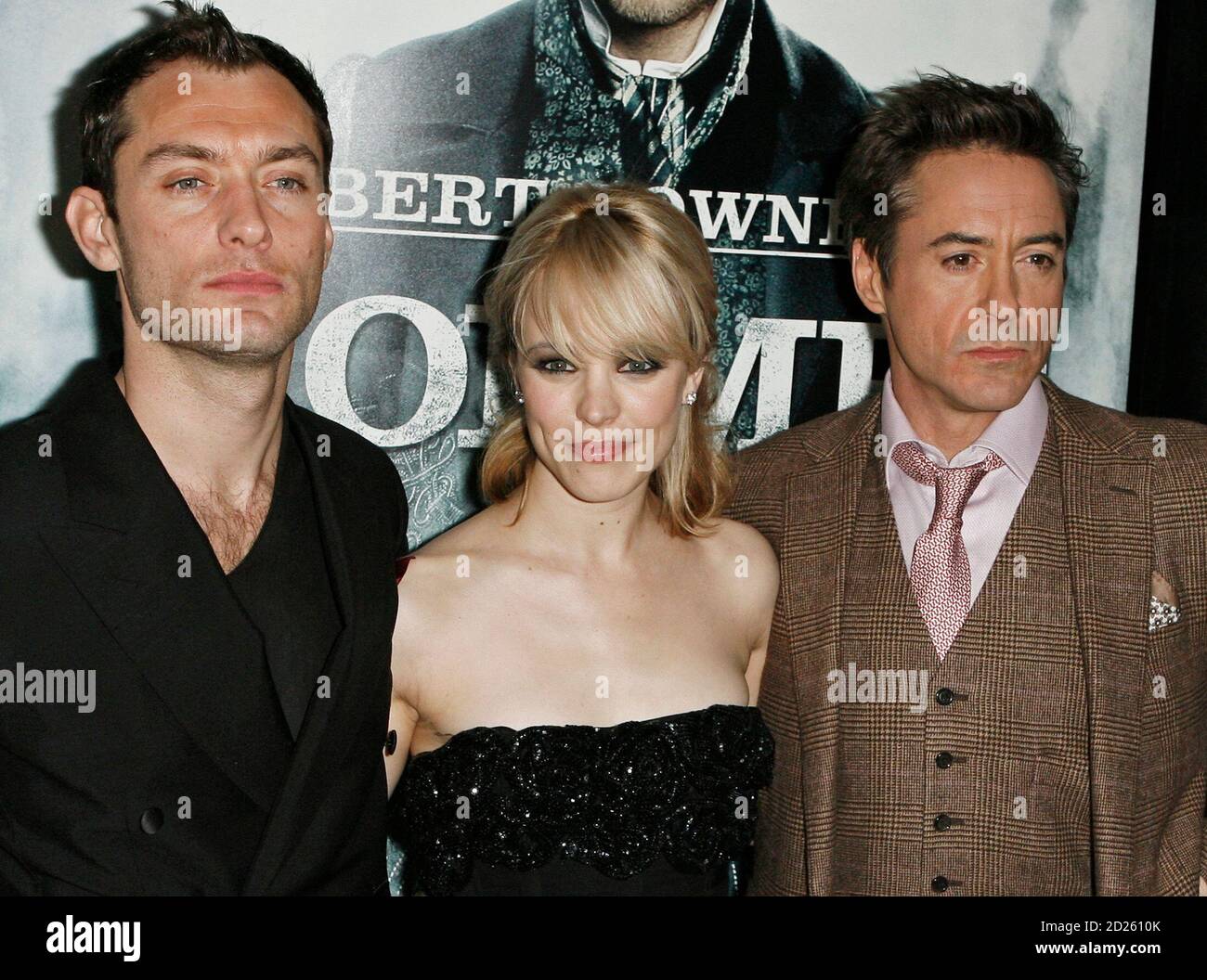 Cast Members Jude Law L Rachel Mcadams And Robert Downey Jr Attend The Premiere Of Sherlock Holmes In New York December 17 09 Reuters Finbarr O Reilly United States s Entertainment Stock Photo Cast Members Jude Law L Rachel Mcadams And Robert Downey Jr Attend The Premiere Of Sherlock Holmes In New York December 17 09 Reuters Finbarr O Reilly United States s Entertainment Stock Photo