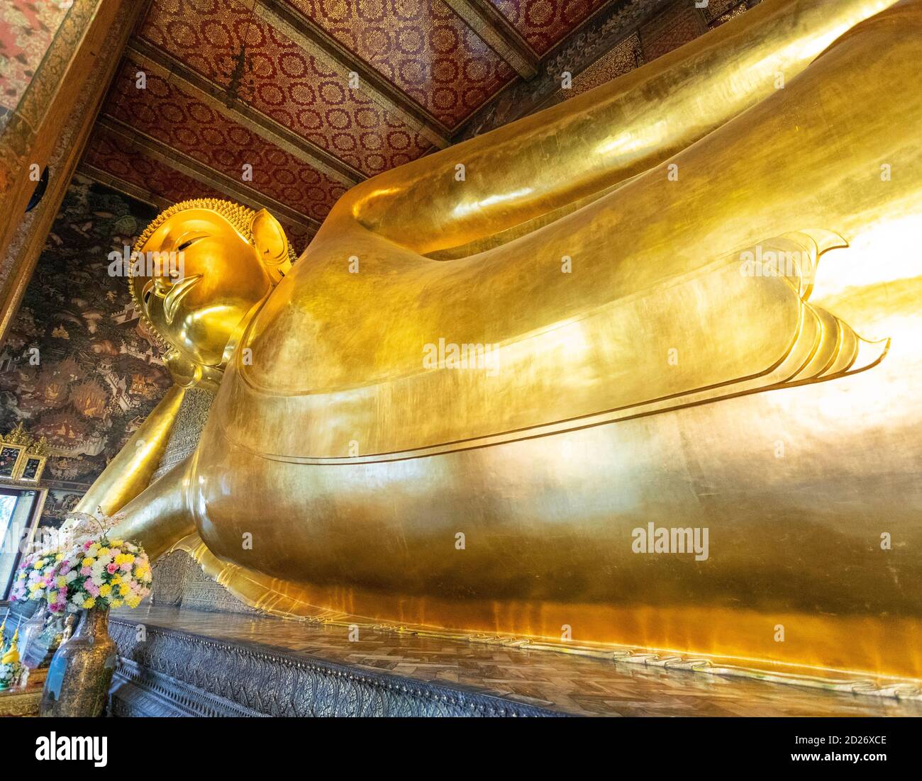Wat Pho Temple ( Reclining Buddha ) Bangkok, Thailand Stock Photo - Alamy