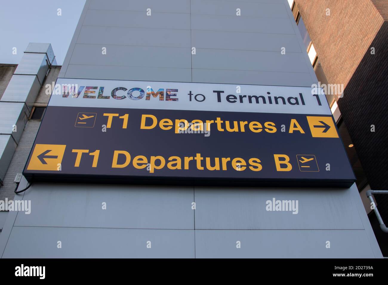 Terminal 1 manchester hires stock photography and images Alamy