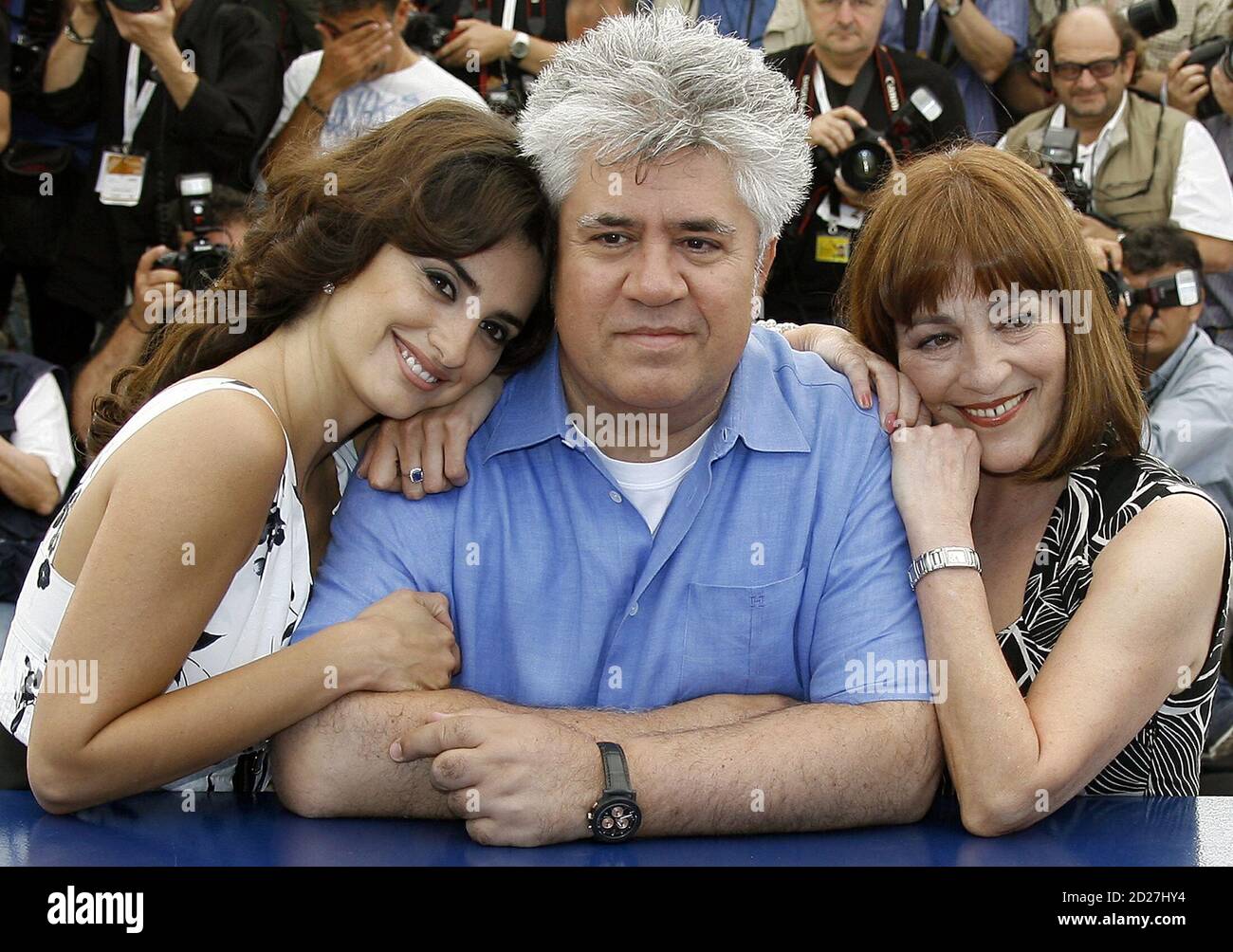 Cannes film festival volver photocall hi-res stock photography and ...