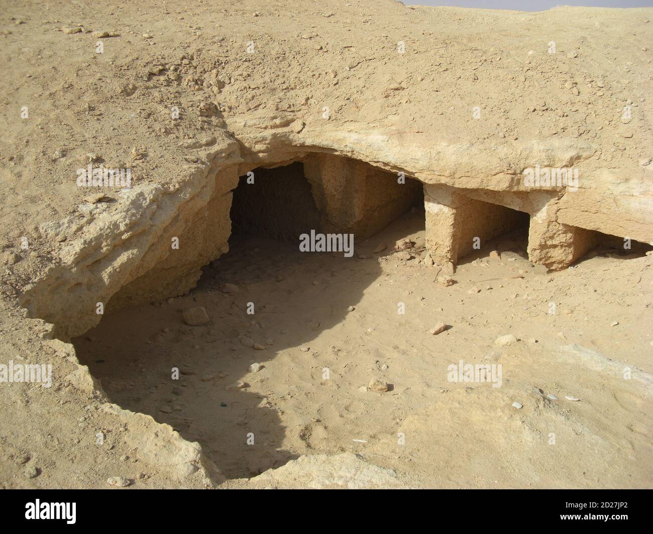 Egypte Oasis De Siwa La Montagne Des Morts Stock Photo Alamy egypte-oasis-de-siwa-la-montagne-des-morts-stock-photo-alamy