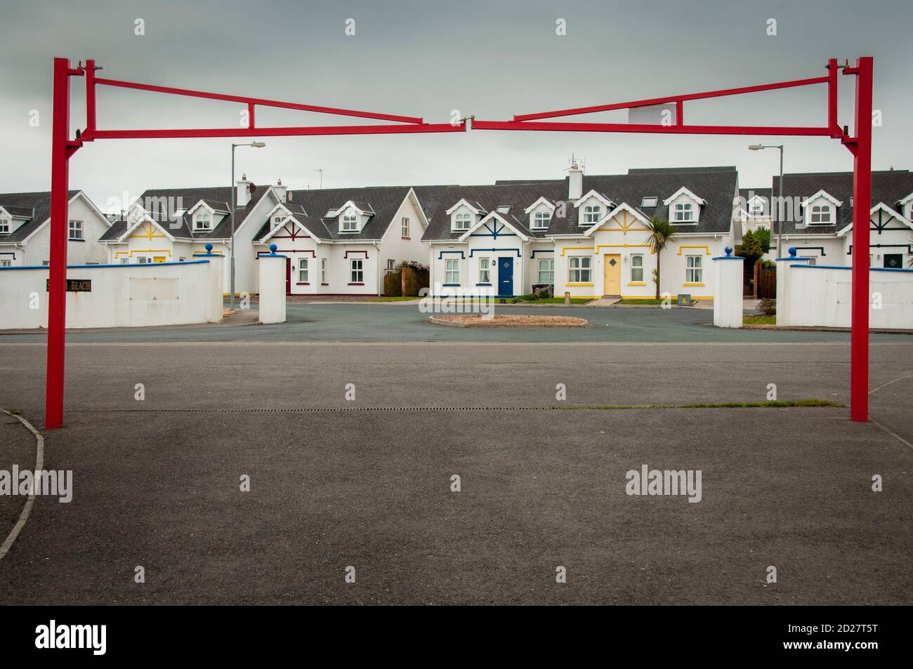 Irish housing estate hires stock photography and images Alamy