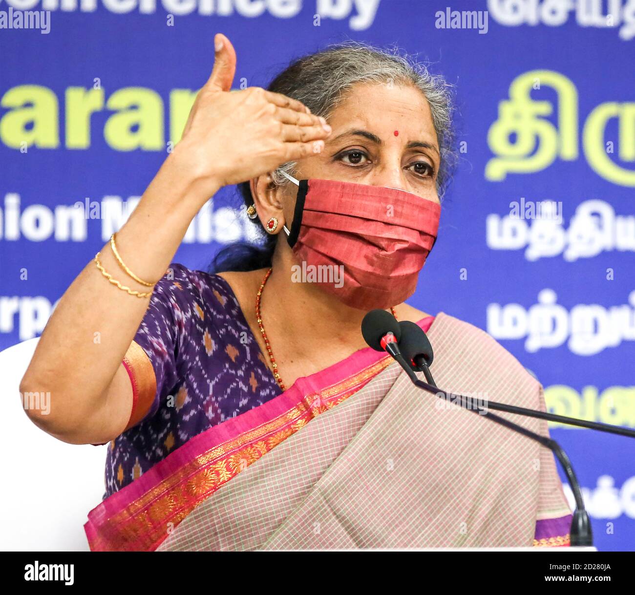 Chennai, October 6 (UNI):- Union Finane Minister Dmt. Nirmala Sitarman at a press conferene in chennai on Tuesday. Uniphoto : Seshadri SUKUMAR Stock Photo