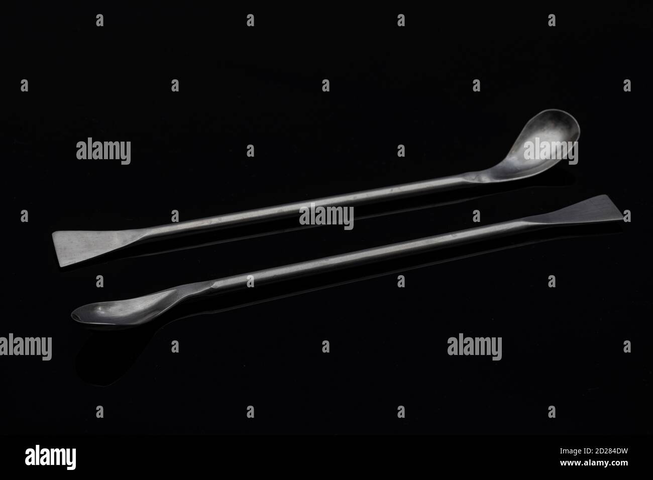 Spatula, Spoon Metal Laboratory Equipments. Lab spatulas and micro
