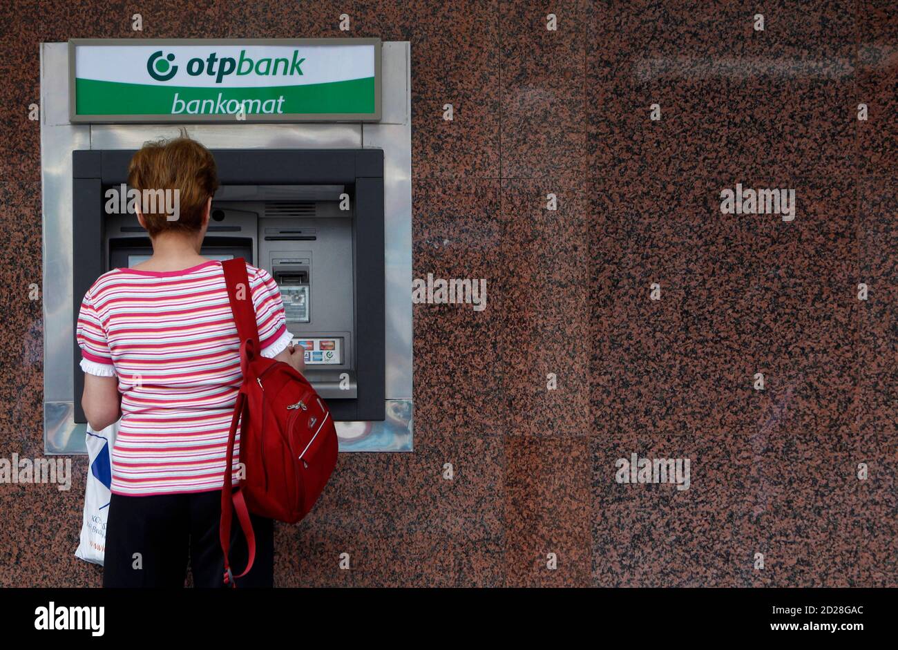 Atm machine budapest hi-res stock photography and images - Alamy