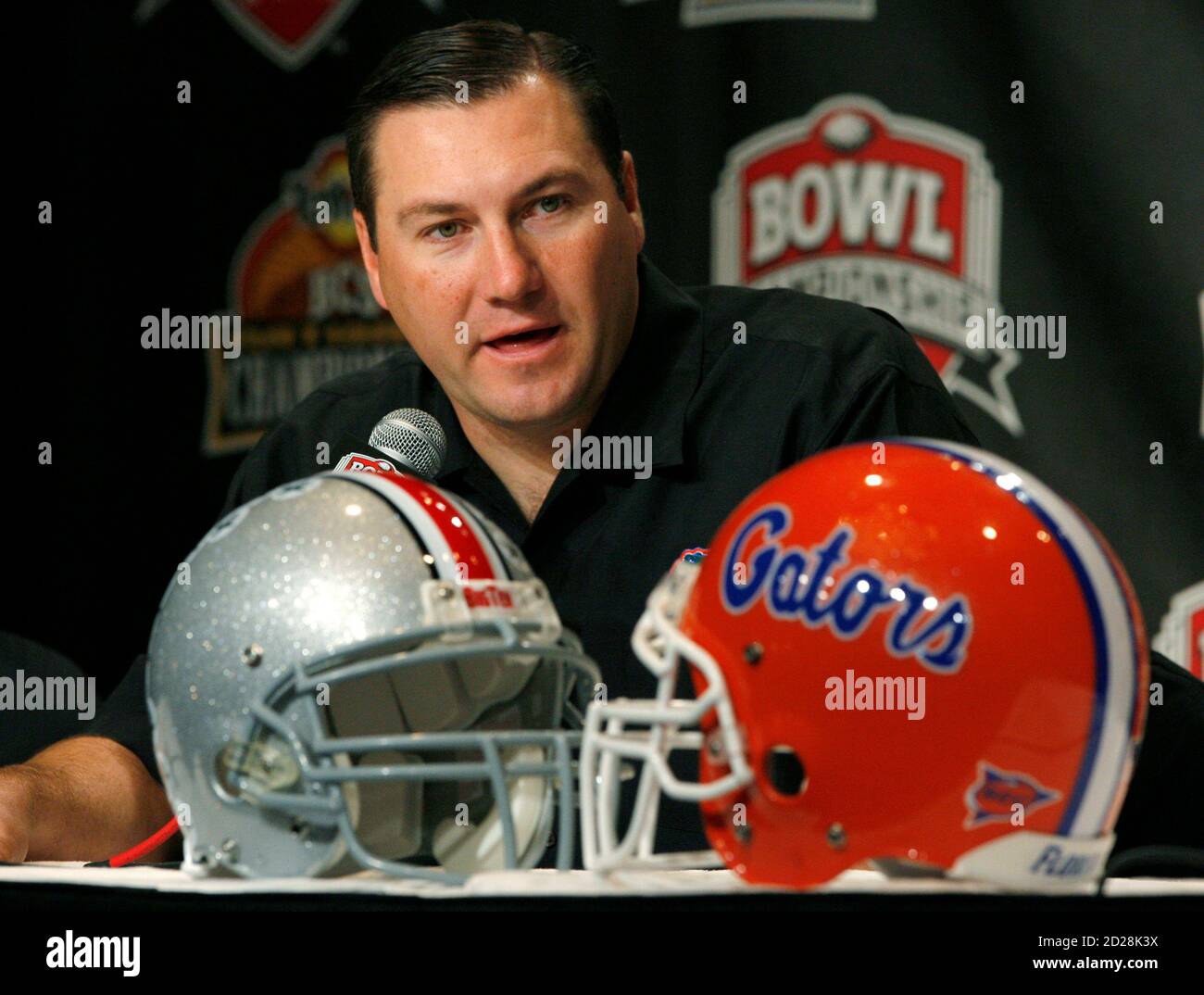 Ncaa dan mullen hires stock photography and images Alamy