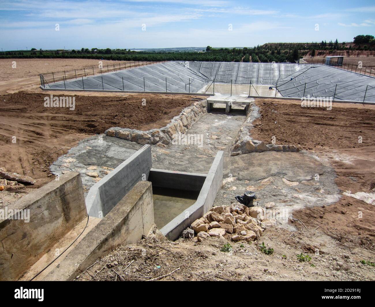 farm reservoir construction Stock Photo Alamy