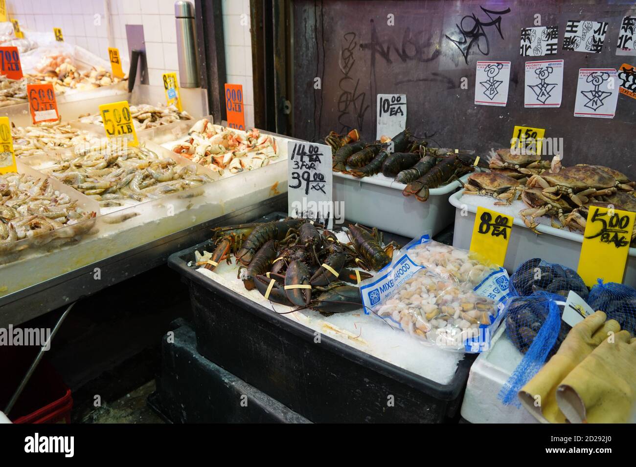 fresh fish market for sale chinatown Stock Photo Alamy
