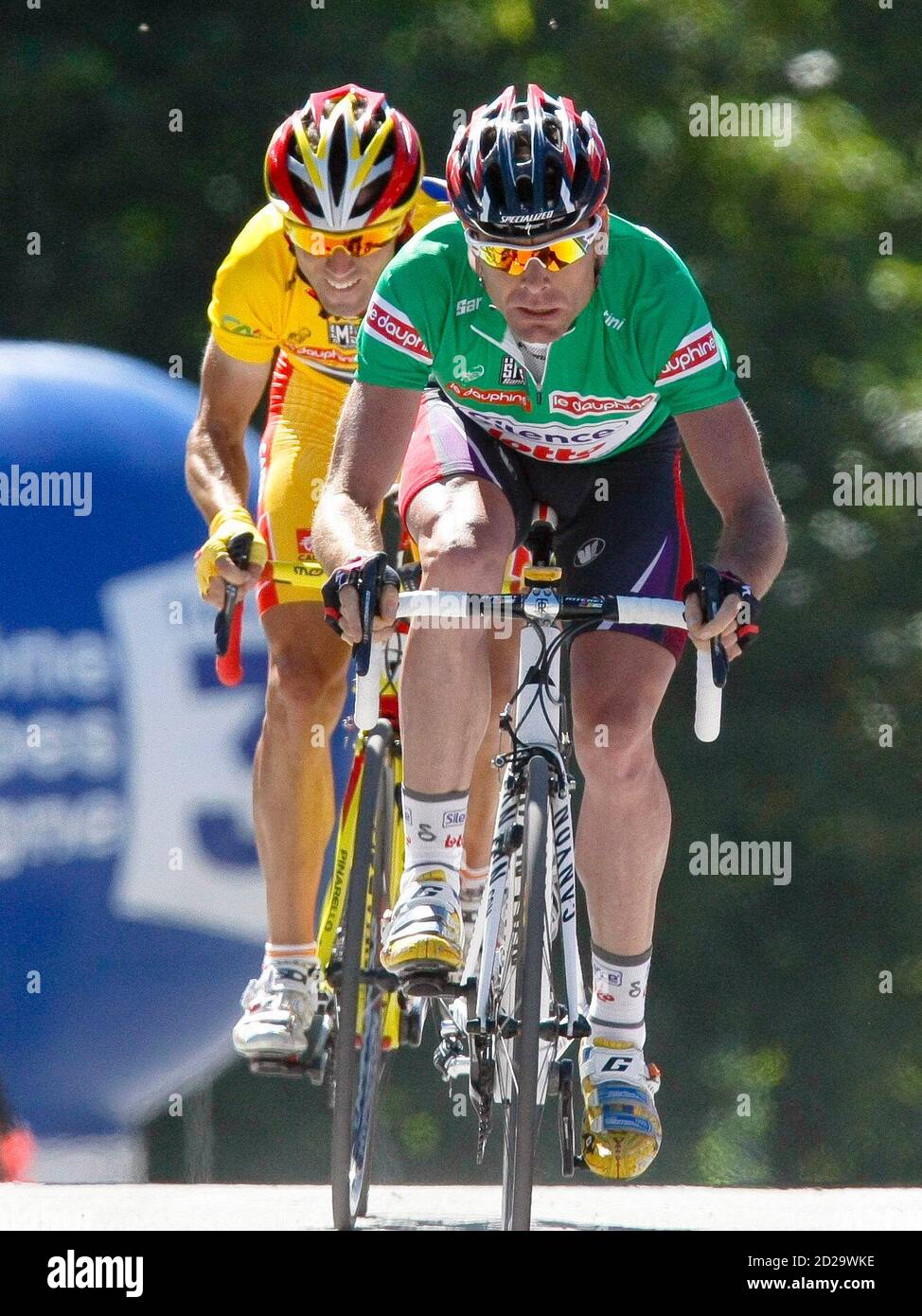 Cadel Evans (R) of Australia 