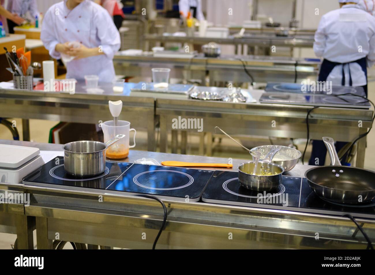 Large kitchen in the restaurant with many chefs Stock Photo Alamy