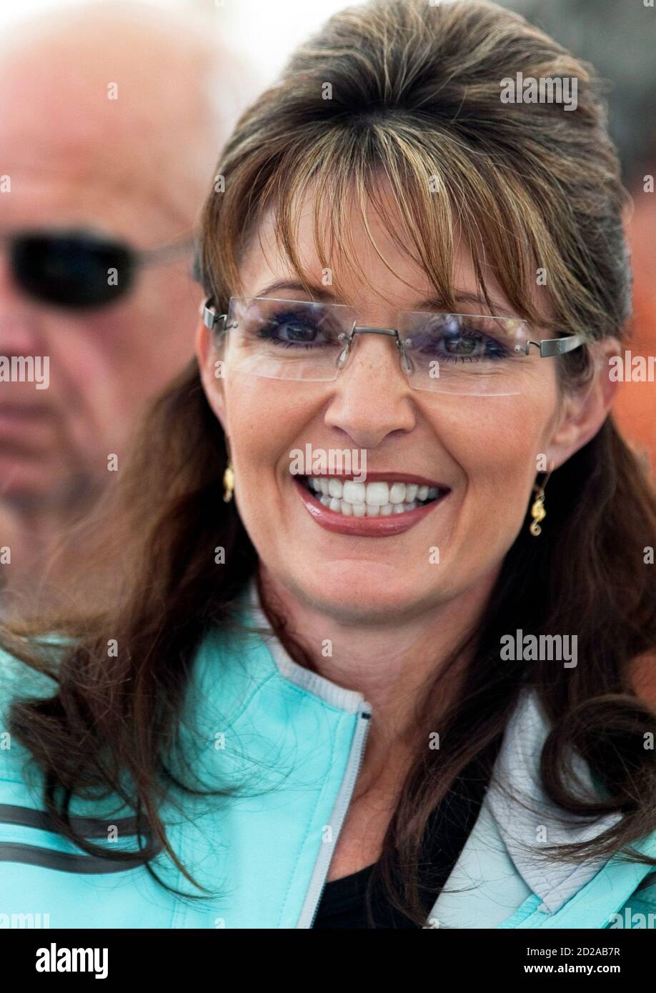 Alaska Governor Sarah Palin Is Pictured While Serving Hot Dogs At The Annual Governor S Picnic In Fairbanks Alaska July 26 09 Former Republican U S Vice Presidential Candidate Sarah Palin Stepped Down As Alaska