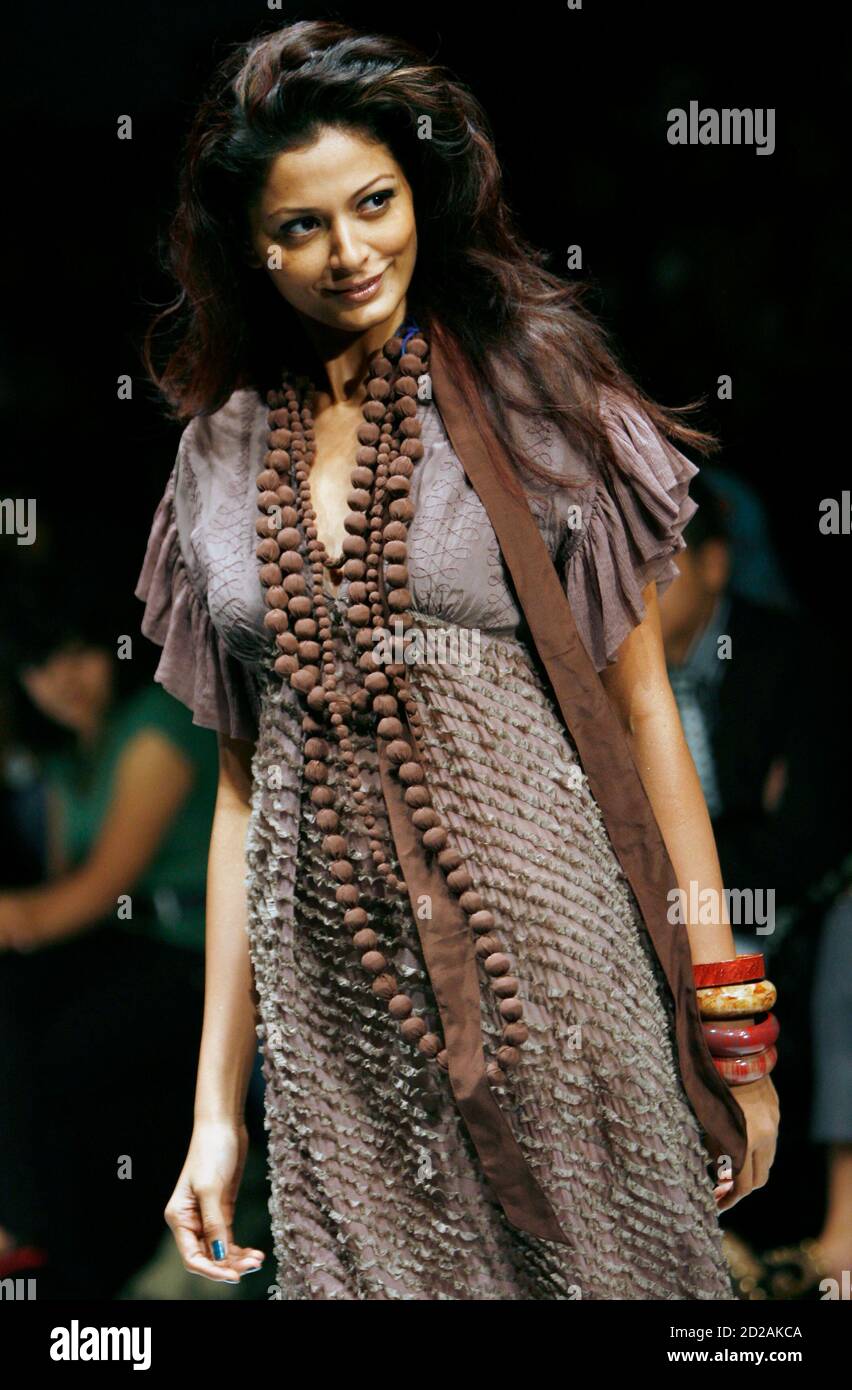 A model displays an outfit by Indian designer Ruchi Mehta from her fashion label A model displays an outfit by Indian designer Ruchi Mehta from her fashion label