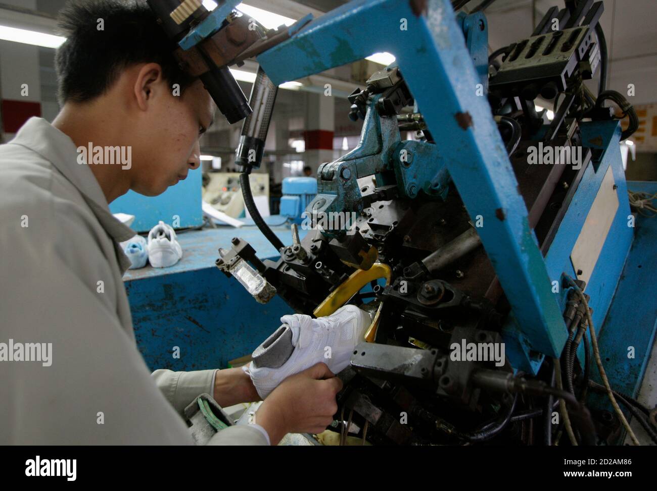 Shoe Factory China High Resolution Stock Photography and Images - Alamy