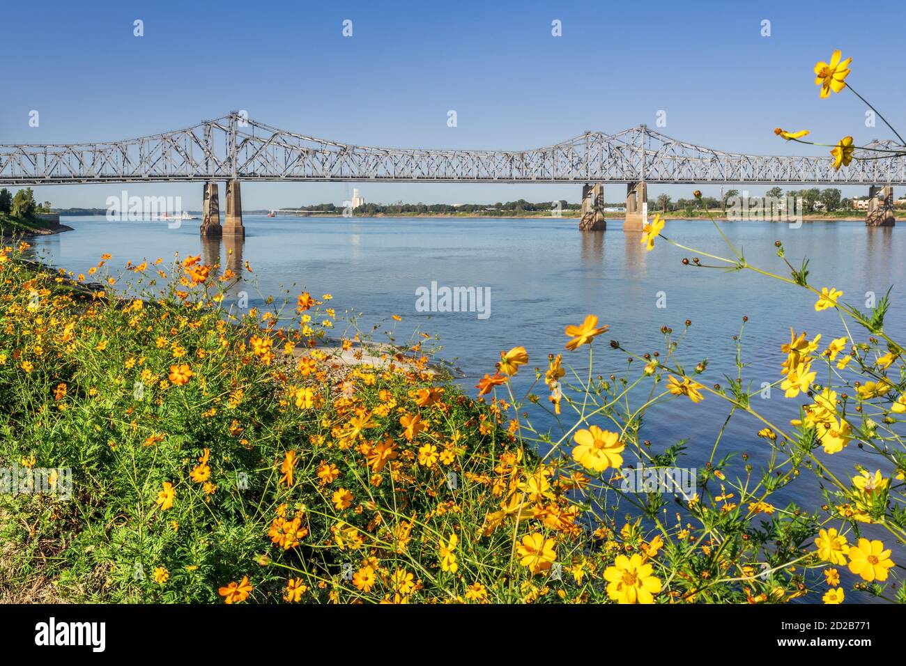 Natchez mississippi autumn hires stock photography and images Alamy