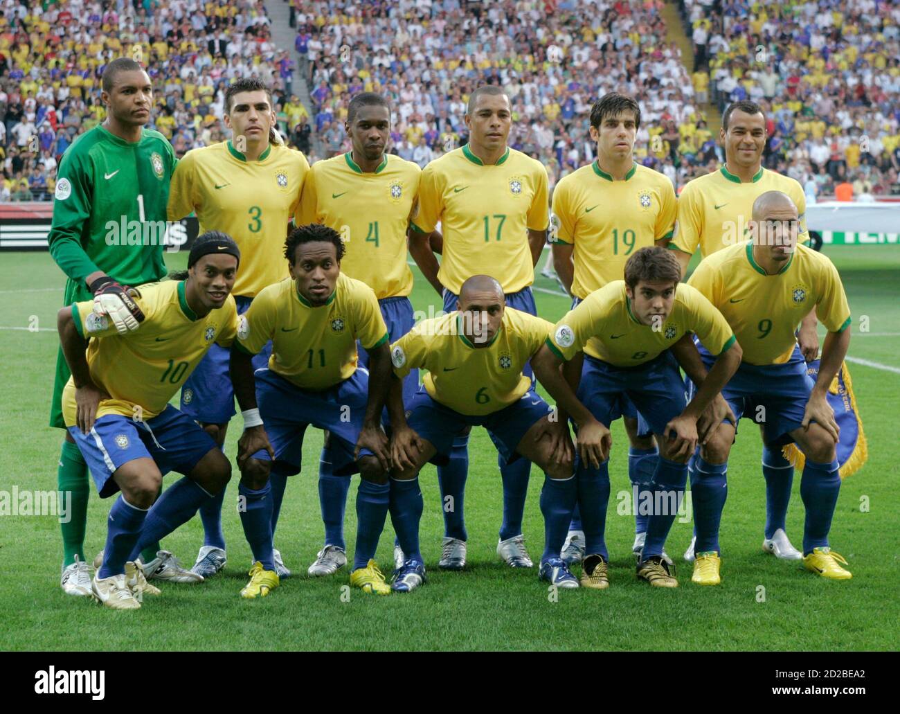 Brazil national soccer team players pose for a team photo before their World  Cup 2006 quarter-final soccer match against France in Frankfurt July 1, 2006.  Front row from left: Ronaldinho, Ze Roberto,