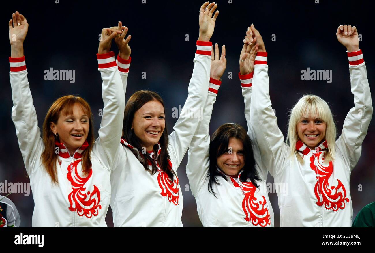 4x100 olympic relay hires stock photography and images Alamy