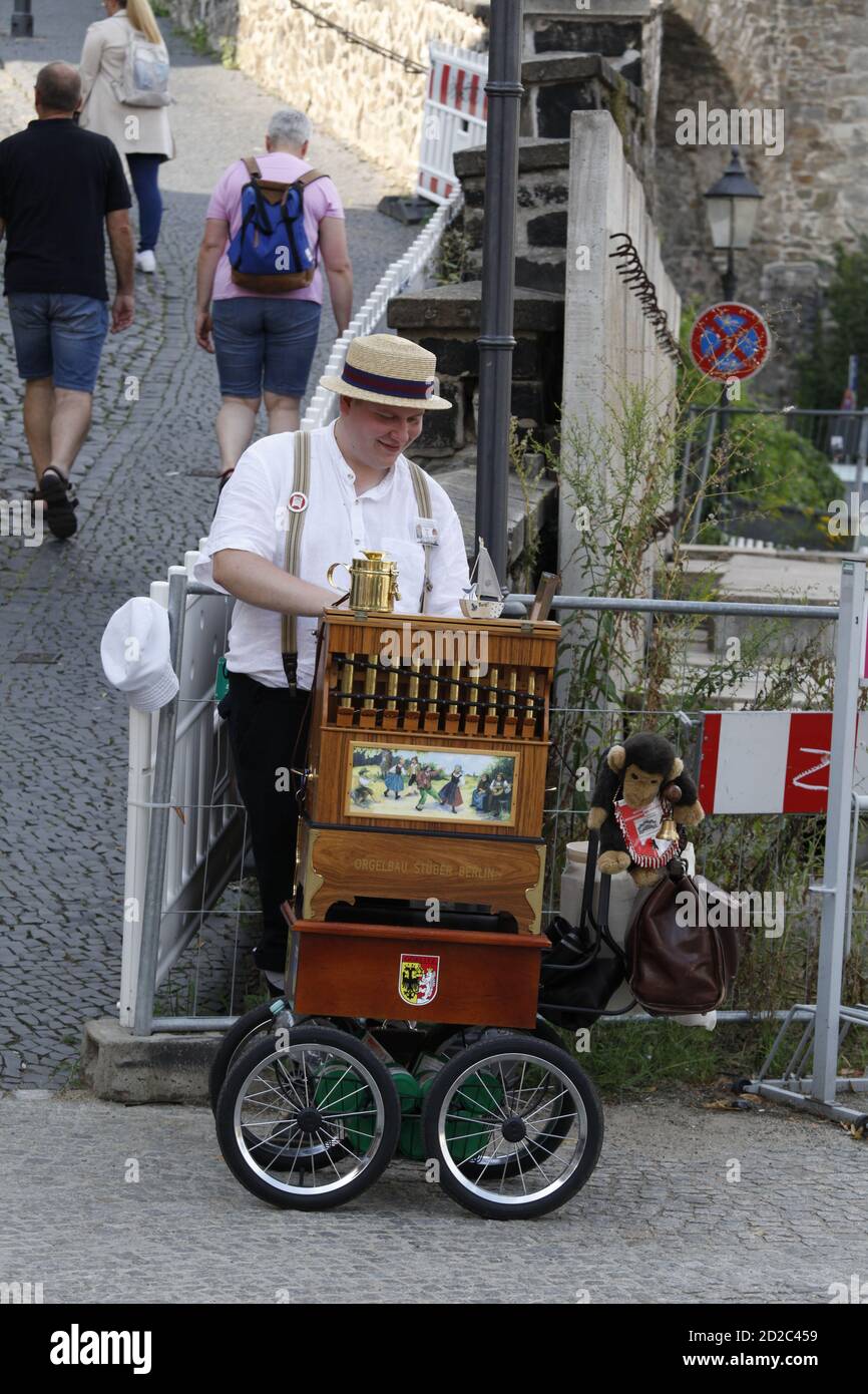 Die Drehorgel, Drehorgelspieler Leierkastenmann OrgOrchester Darmstadt - Musik