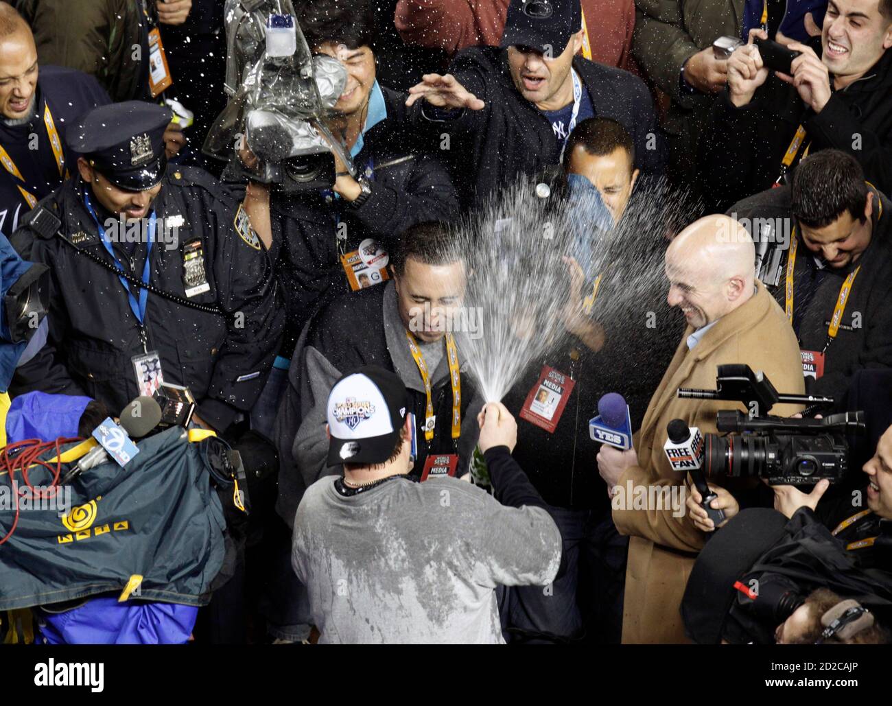 Yankees world series champagne hires stock photography and images Alamy