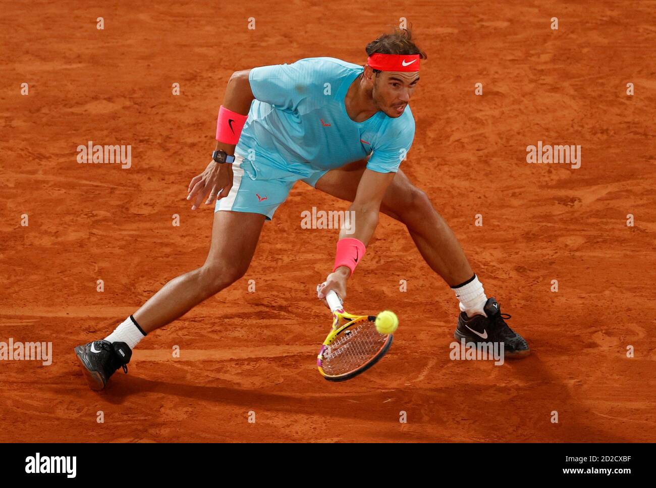 Tennis - French Open - Roland Garros, Paris, France - October 6, 2020  Spain's Rafael Nadal in action during his quarter final match against  Italy's Jannik Sinner REUTERS/Christian Hartmann Stock Photo - Alamy