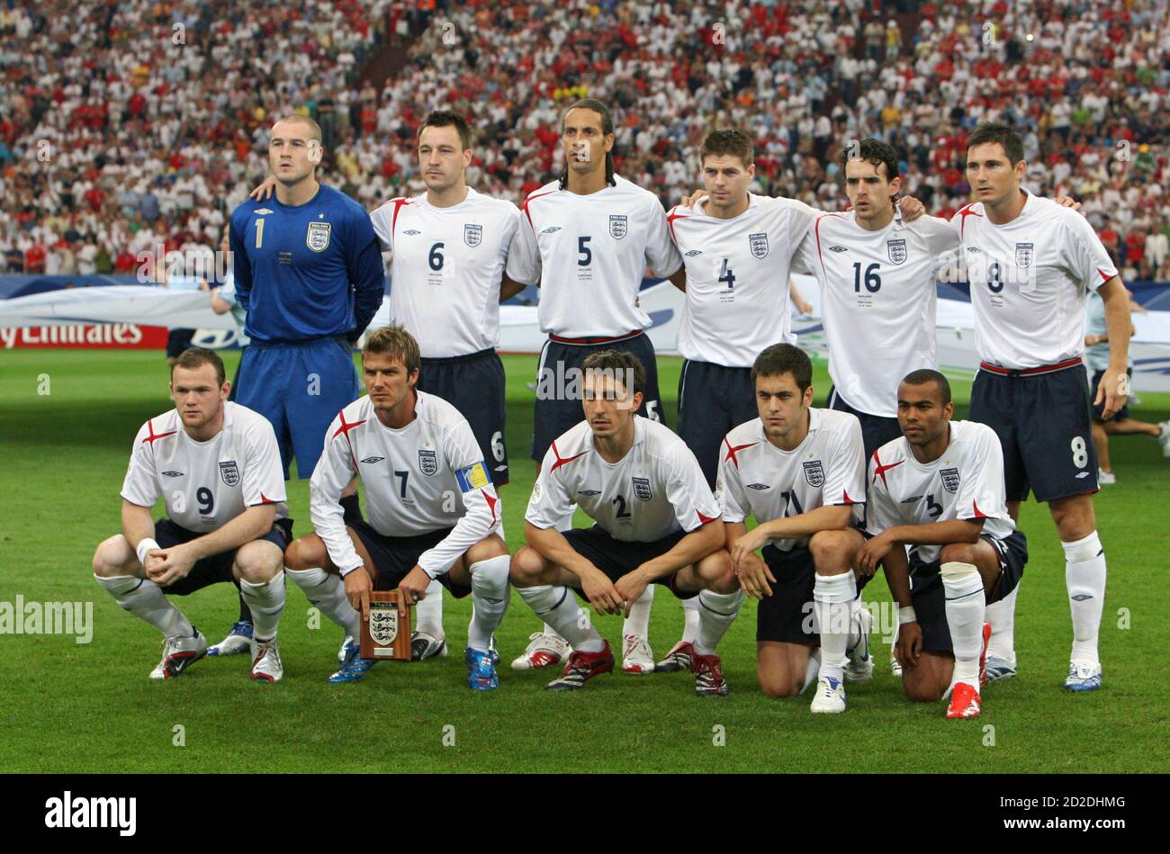 Сколько раз становилась чемпионом сборная англии. Сборная Англии 2007. Сборная Англии евро 2004. Сборная Англии по футболу 1998 состав. Сборная Англии по футболу 2007.