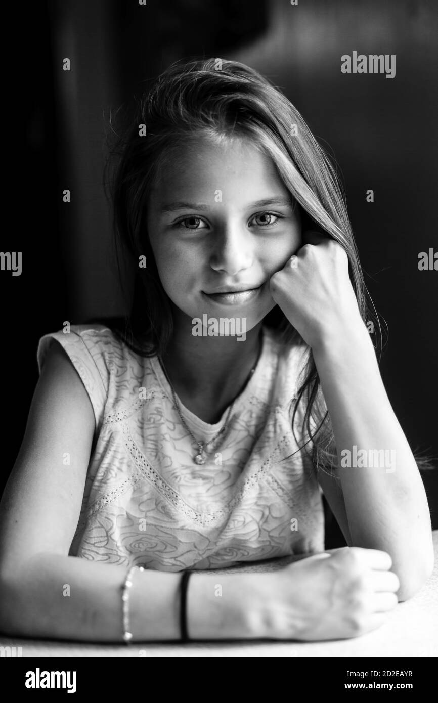 Beautiful girl 11 Black and White Stock Photos & Images - Alamy