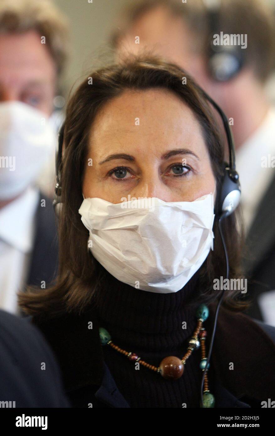 Lithium ion battery manufacture hires stock photography and images Alamy