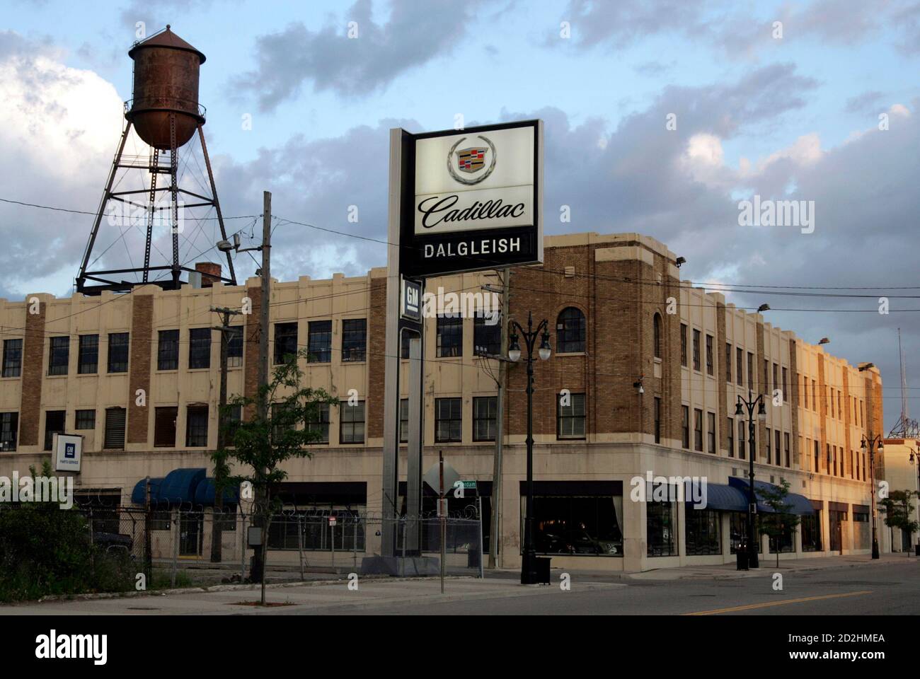 Pontiac car dealership sign hires stock photography and images Alamy