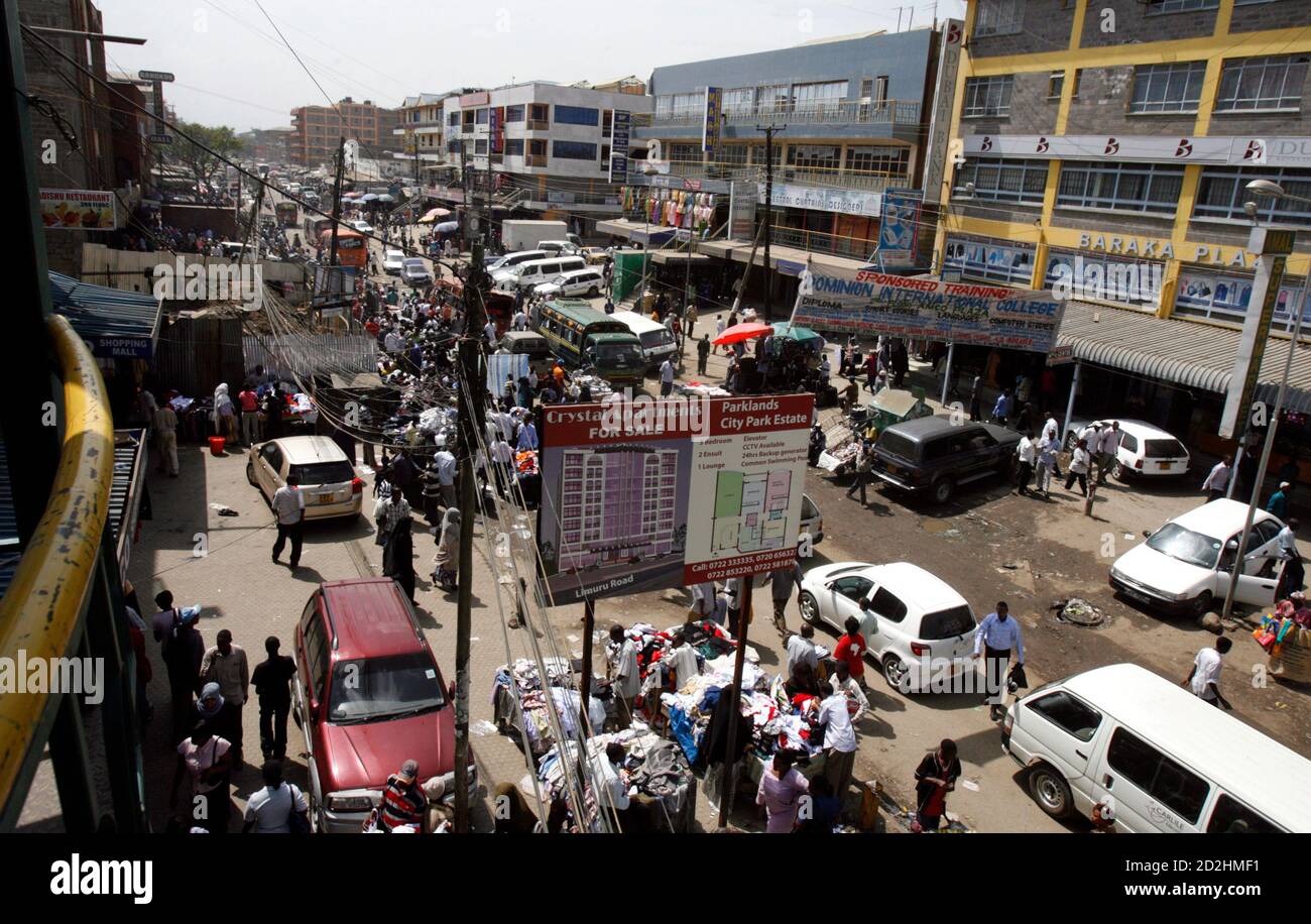 A general view shows the Eastleigh neighbourhood of Nairobi, June 25, 2009. The bustling Eastleigh suburb has been the hub of business for Kenyan-Somalis and thousands of refugees escaping civil war in neighbouring Somalia for decades. But as people flee the continuing conflict in Somalia, the population is outgrowing Eastleigh's 'Little Mogadishu' and Somalis are venturing into other parts of the city. Picture taken June 25, 2009. REUTERS/Thomas Mukoya (KENYA SOCIETY CONFLICT BUSINESS) Stock Photo