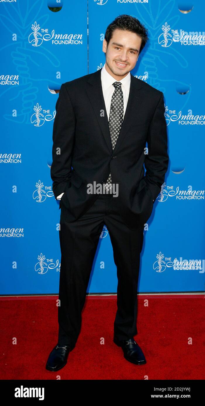 Actor Alejandro Salomon arrives during the 22nd Annual Imagen Awards show  in Los Angeles, California July 28, 2007. REUTERS/Gus Ruelas (UNITED STATES  Stock Photo - Alamy