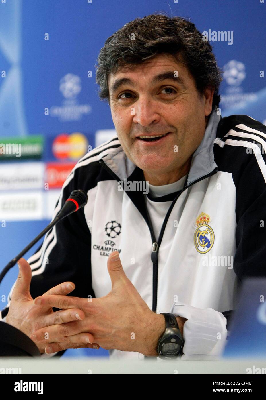 Real Madrid new coach Juande Ramos answers a question during a news  conference ahead of their Champions League match against Zenit Saint  Petersburg in Madrid December 9, 2008. Real Madrid appointed their