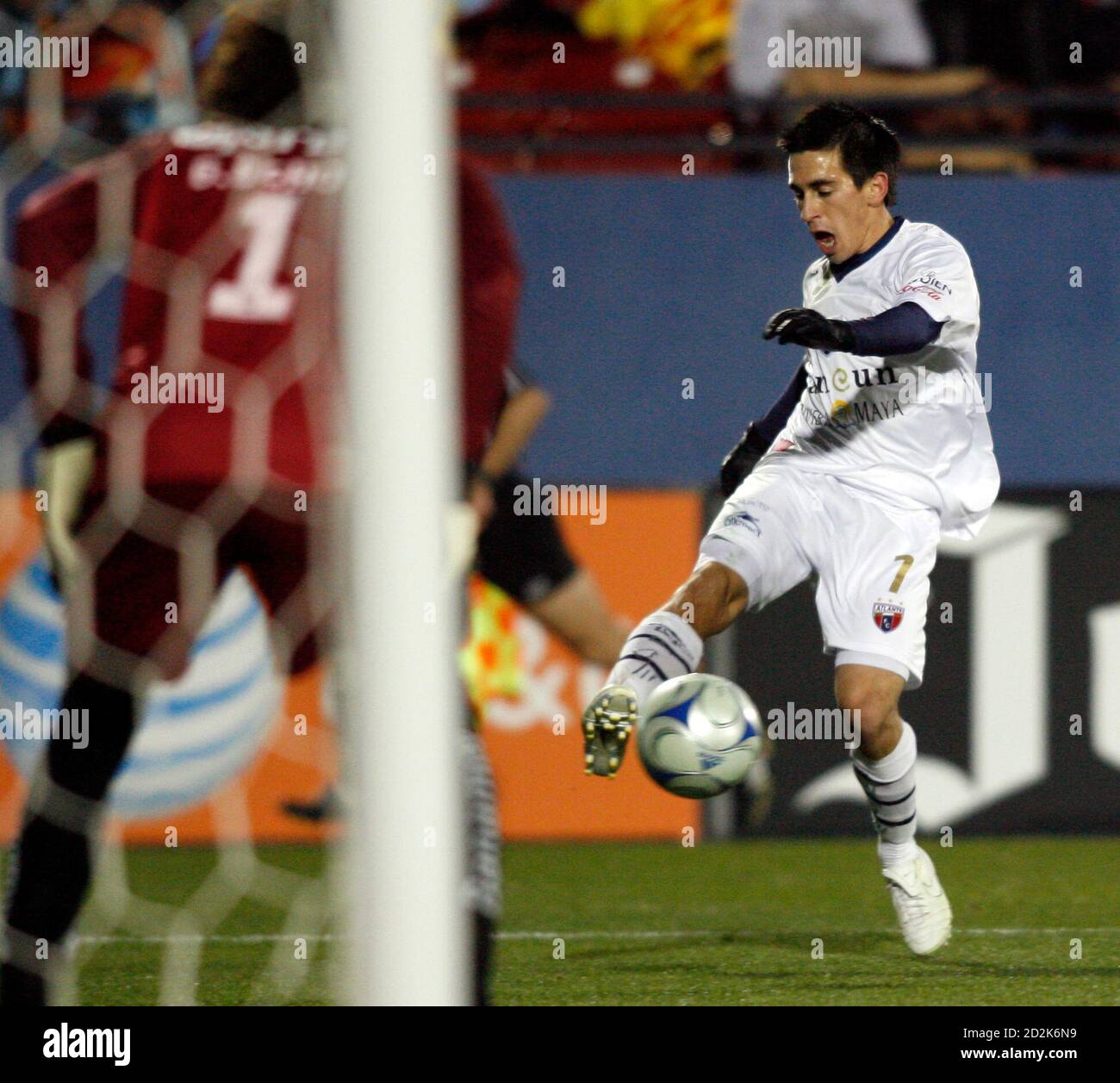 Guillermo navarro hi-res stock photography and images - Alamy