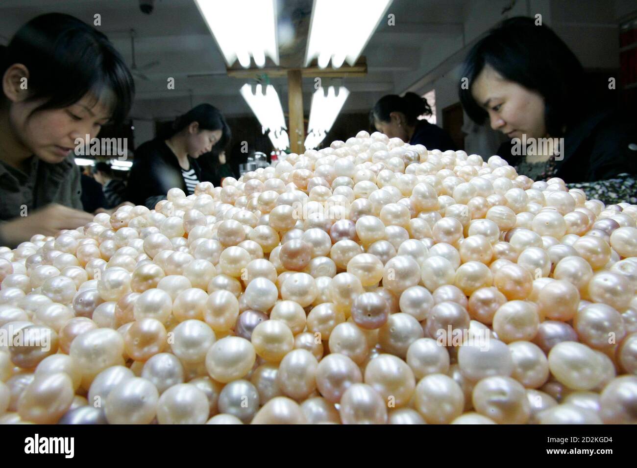 завод жемчуг нижегородской вознесенское. жемчуг knopka. фабрика жемчуга. фабрика жемчуга. жемчуг кнопка.