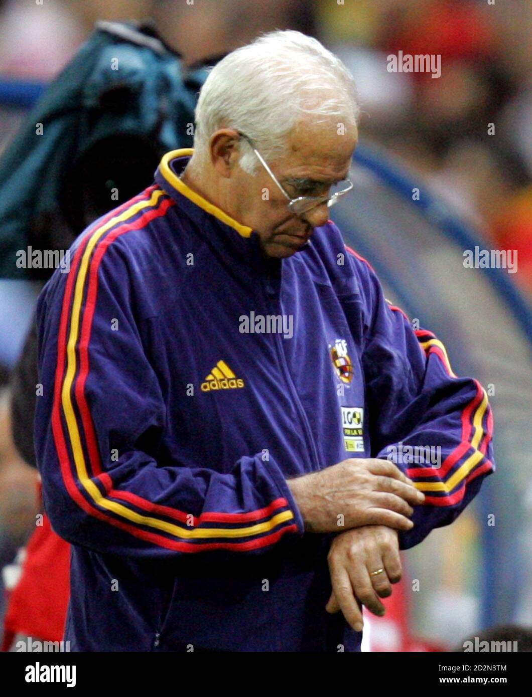 Spains national team coach luis hi-res stock photography and images - Alamy