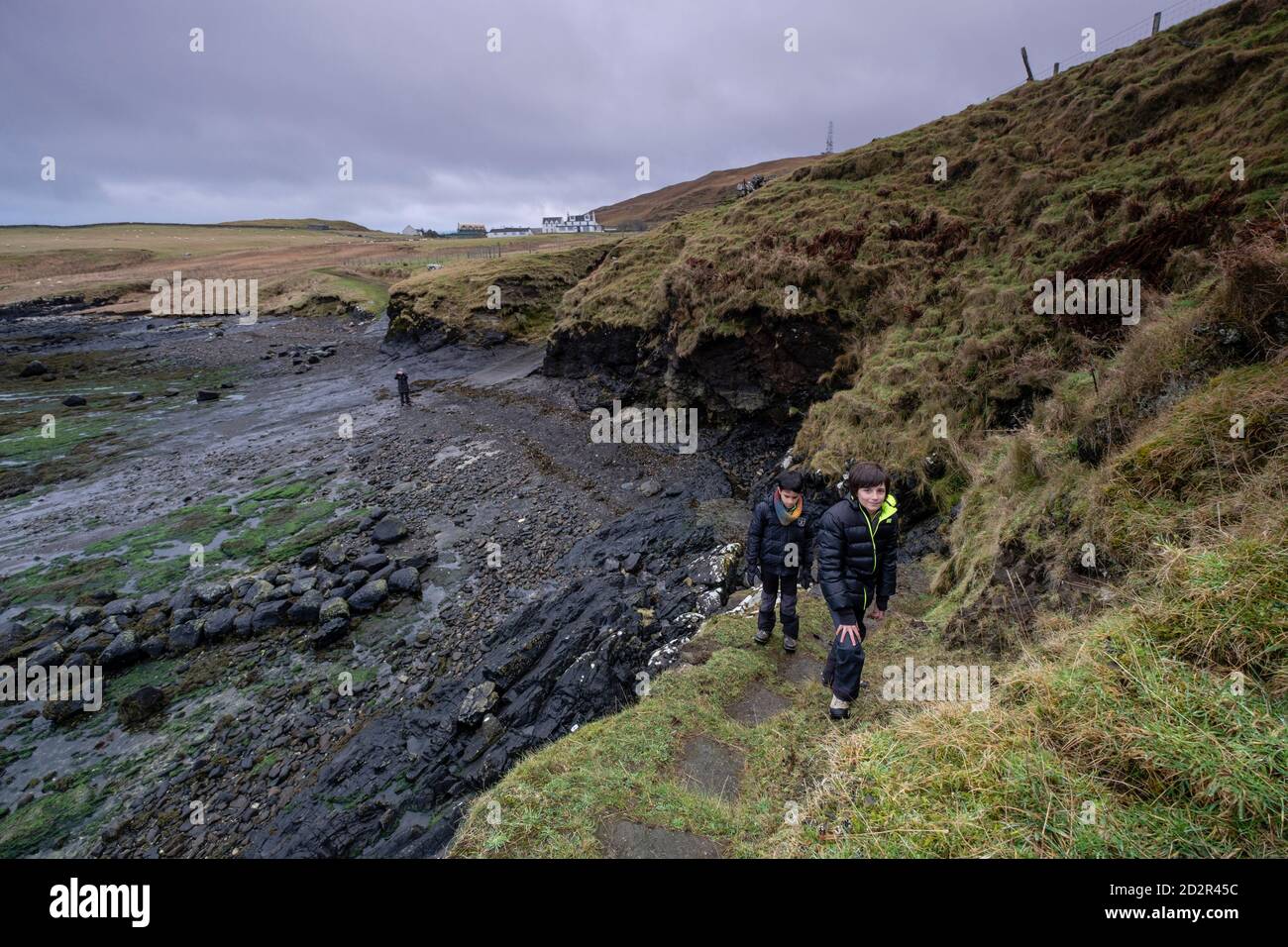 senda al castillo de Duntulm,costa norte de Trotternish,  isla de Skye, Highlands, Escocia, Reino Unido Stock Photo